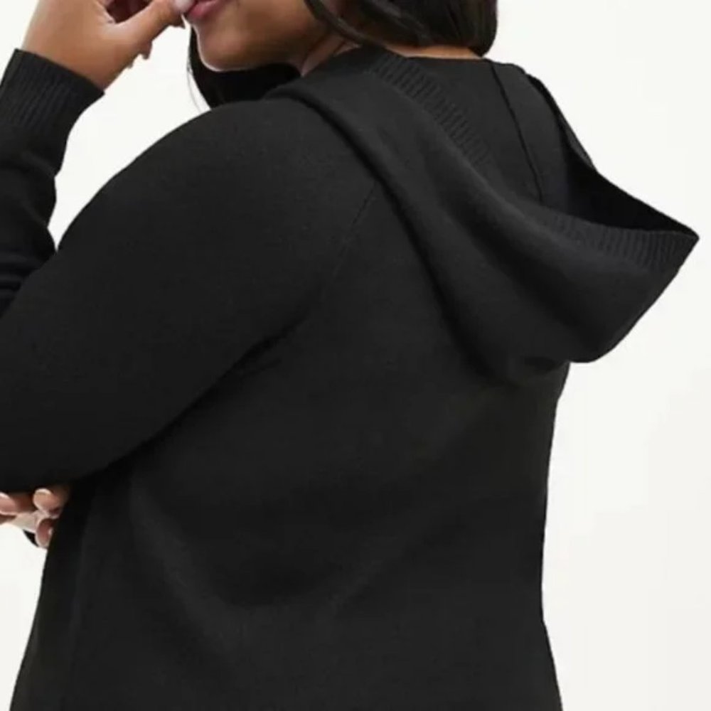 Torrid Sequin Lips Hoodie Sweater ~ sz 2 - Picture 2 of 4
